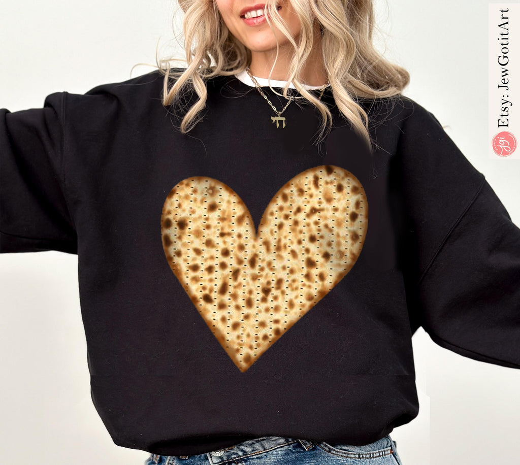 Matzah Heart Passover T-Shirt Sweatshirt Women Funny Jewish Holiday Graphic Tee Seder Pesach Celebration Passover gifts Pesach Gifts Matzo