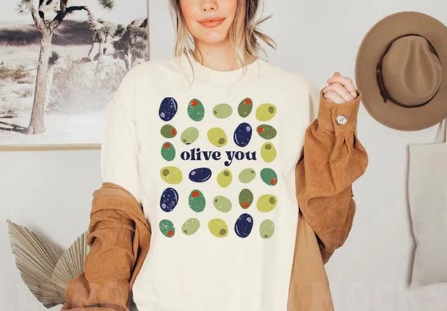 Olive You Shirt Olives of Israel T-Shirt Unisex Heavy Cotton Tee Jewish Israel Art Am Yisrael Chai Fruits Women’s T-Shirt I Love You Gift