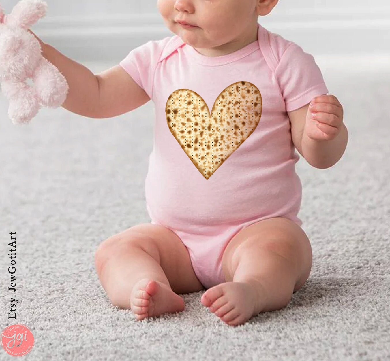 Passover Matzah Heart Shirt Jewish Gifts Tshirt Am Yisrael Chai Pesach Seder Unisex Cotton Tee Jewish Holiday Decor Israeli Artist Matza art