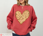 Matzah Heart Passover T-Shirt Sweatshirt Women Funny Jewish Holiday Graphic Tee Seder Pesach Celebration Passover gifts Pesach Gifts Matzo